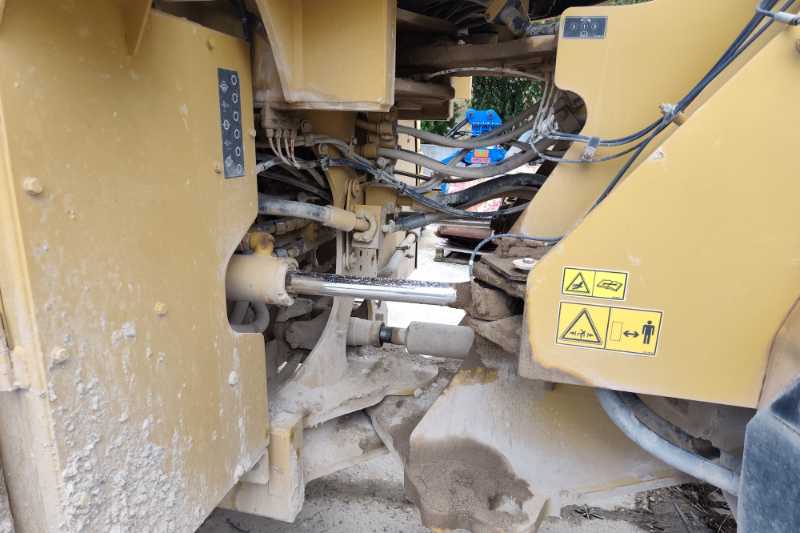 OmecoHub - Immagine CATERPILLAR 966M